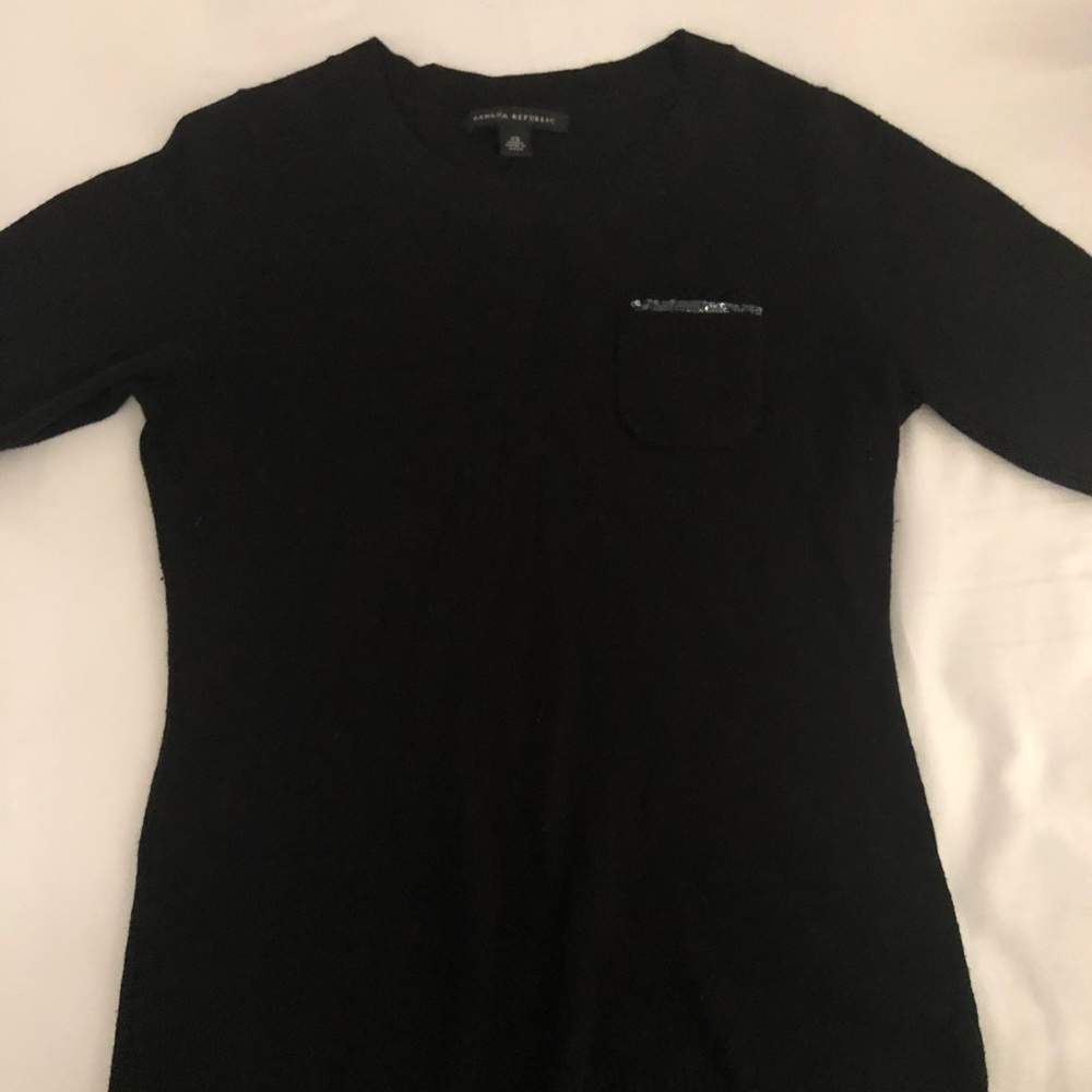 Short sleeve sweater